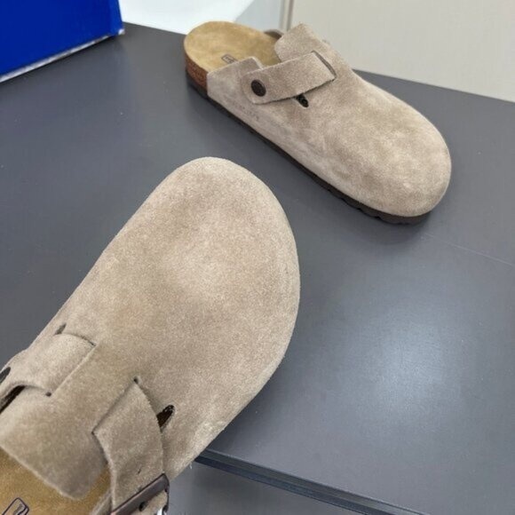 Birkenstock Beige Suede Clogs - Picture 4 of 6
